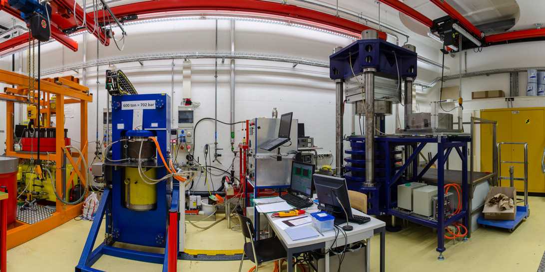 Multianvil Presses High Pressure Geology Eth Zurich