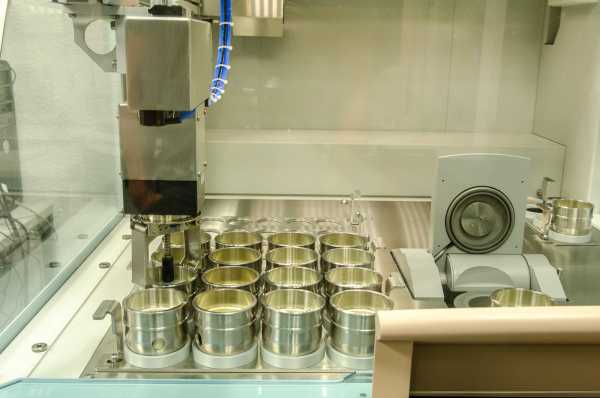 XRF sample loading